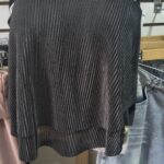 polo tiras pliegues